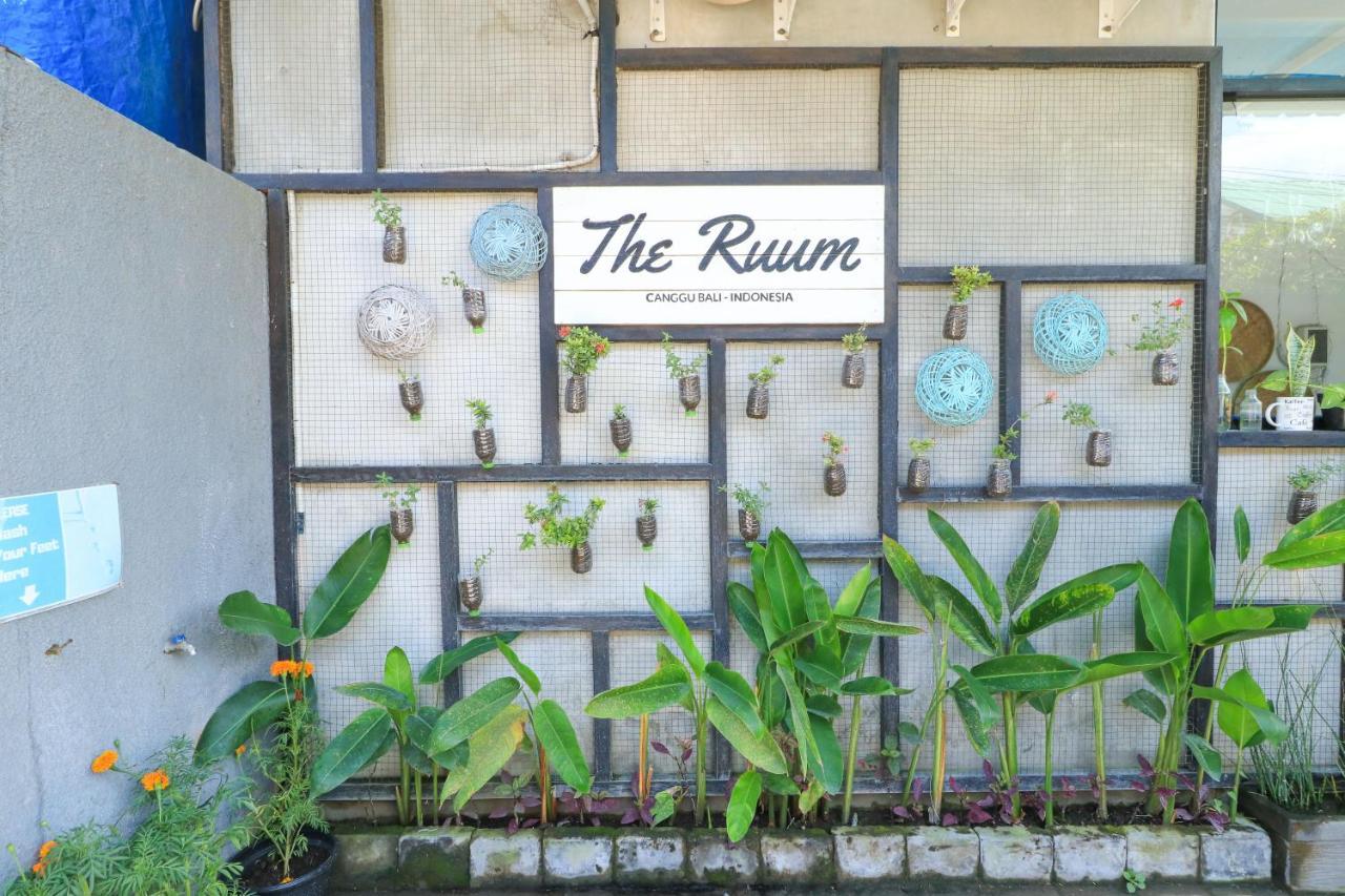 The Ruum Hostel Canggu Exteriör bild